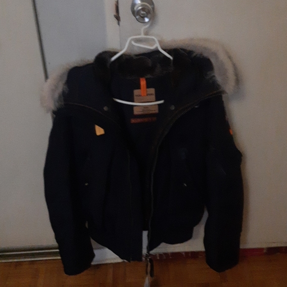 1200 - Picture 4 of 6